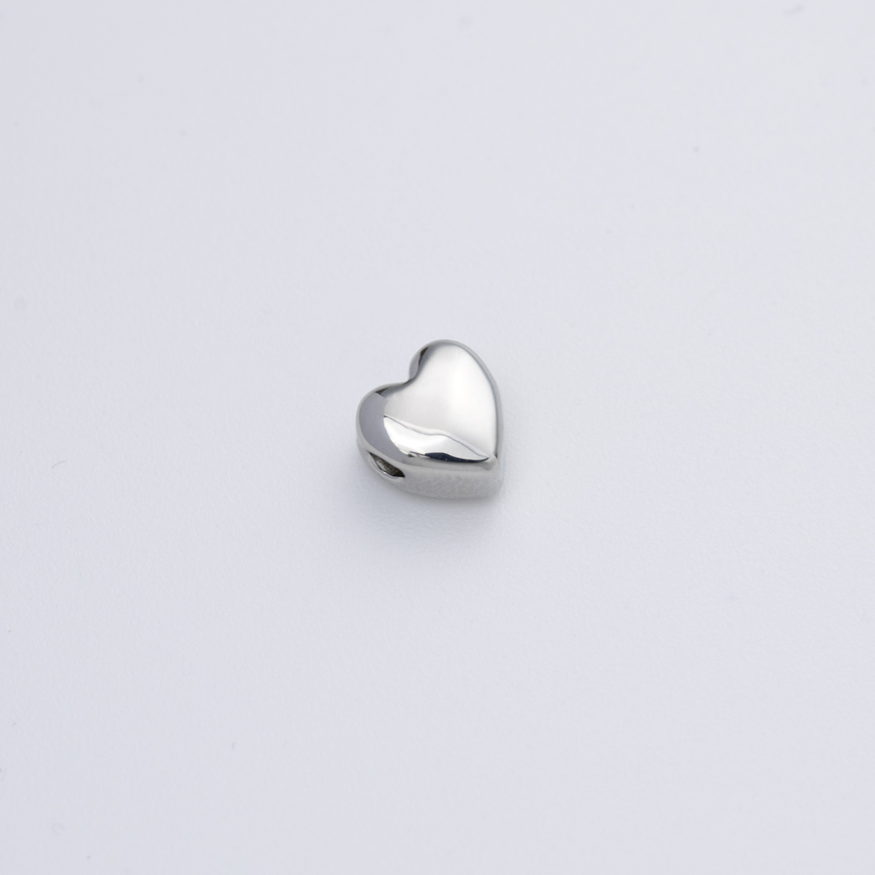 19473 Silver Heart shaped Bead